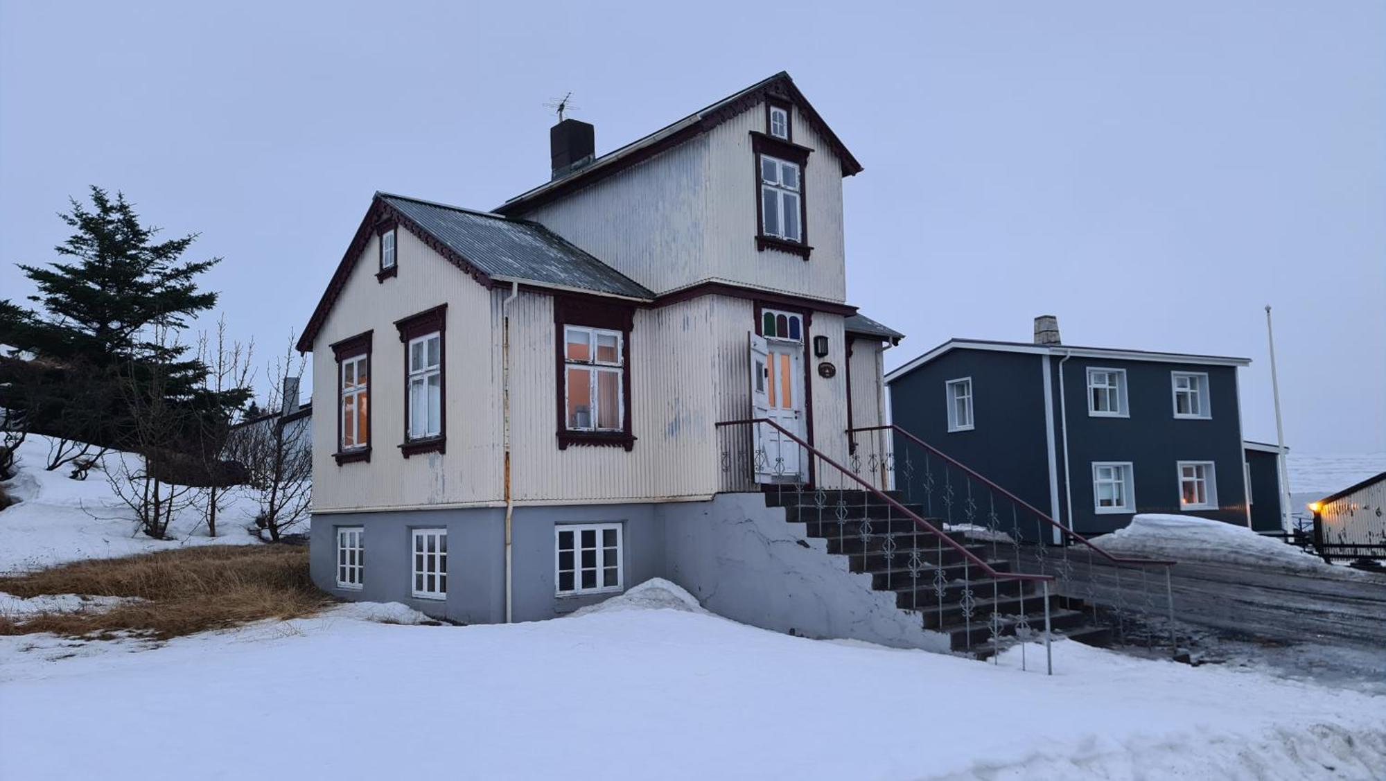 Steinhusith Hotell Holmavik Rum bild